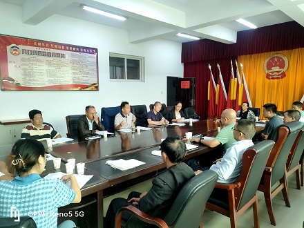 aedf5be0120295cd4a11a0370fb4c83.jpg
